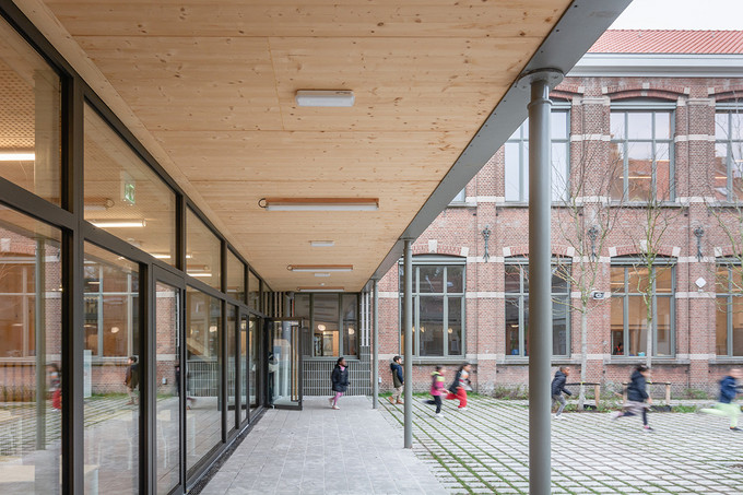 © Maurice Tjon a Tham