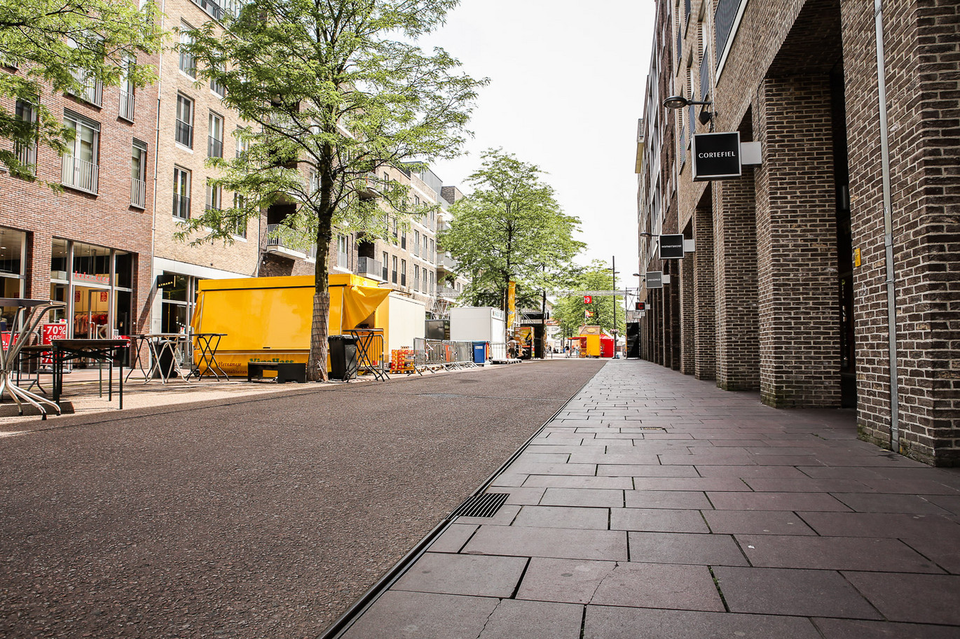 Slimline ACO en acier Corten place Saint-Martin à Genk