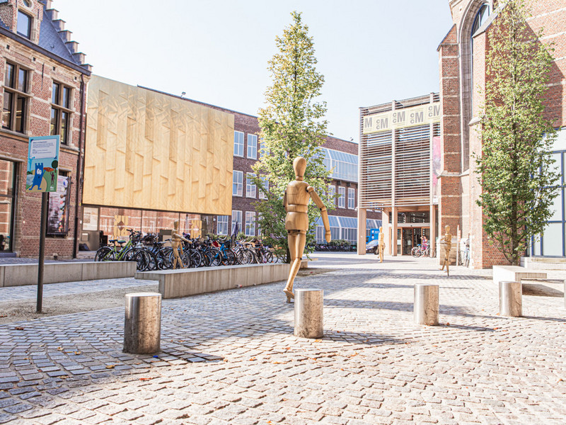 [Translate to Français:]