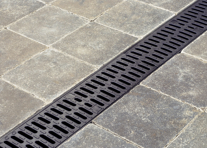 Kunststof afvoergoot met belastingsklasse B 125 of C 250