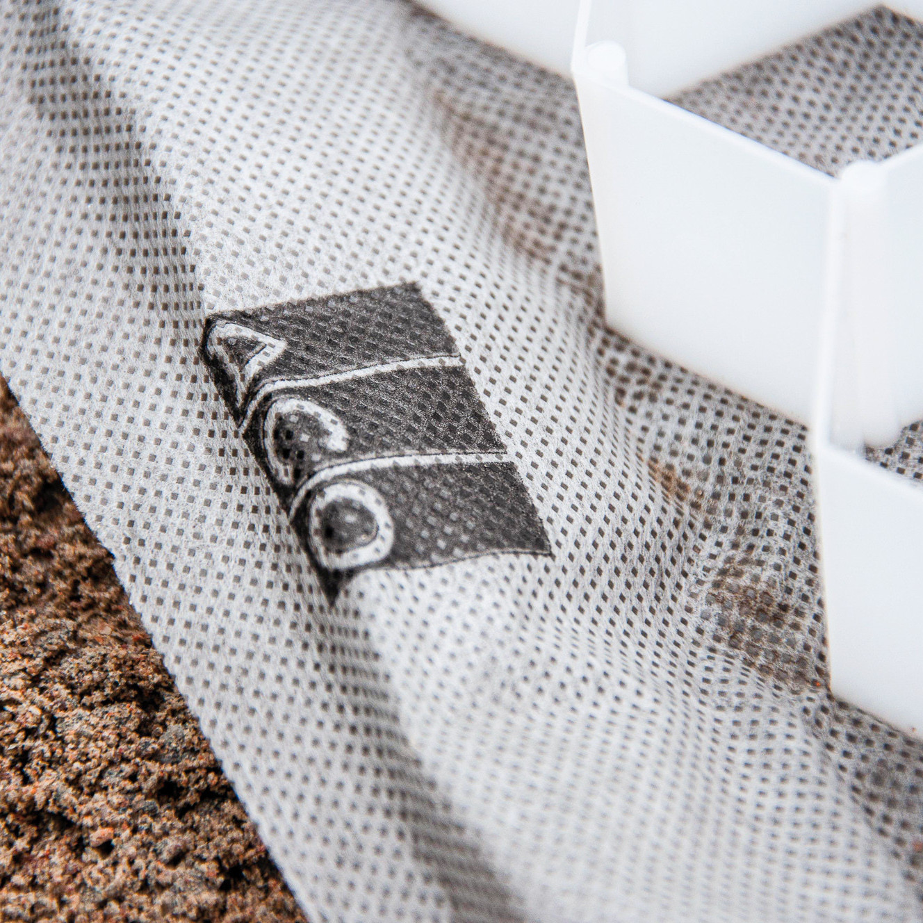 Tapis de gravier ACO Gravel Grid avec géotextile