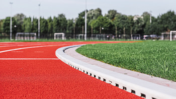 Nouvelle piste d'athlétisme à De Pinte