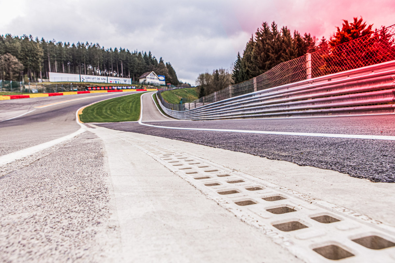 Caniveau de drainage ACO Monoblock sur le circuit de Spa-Francorchamps