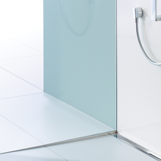 Profilé de carrelage adapté pour votre douche de plain-pied