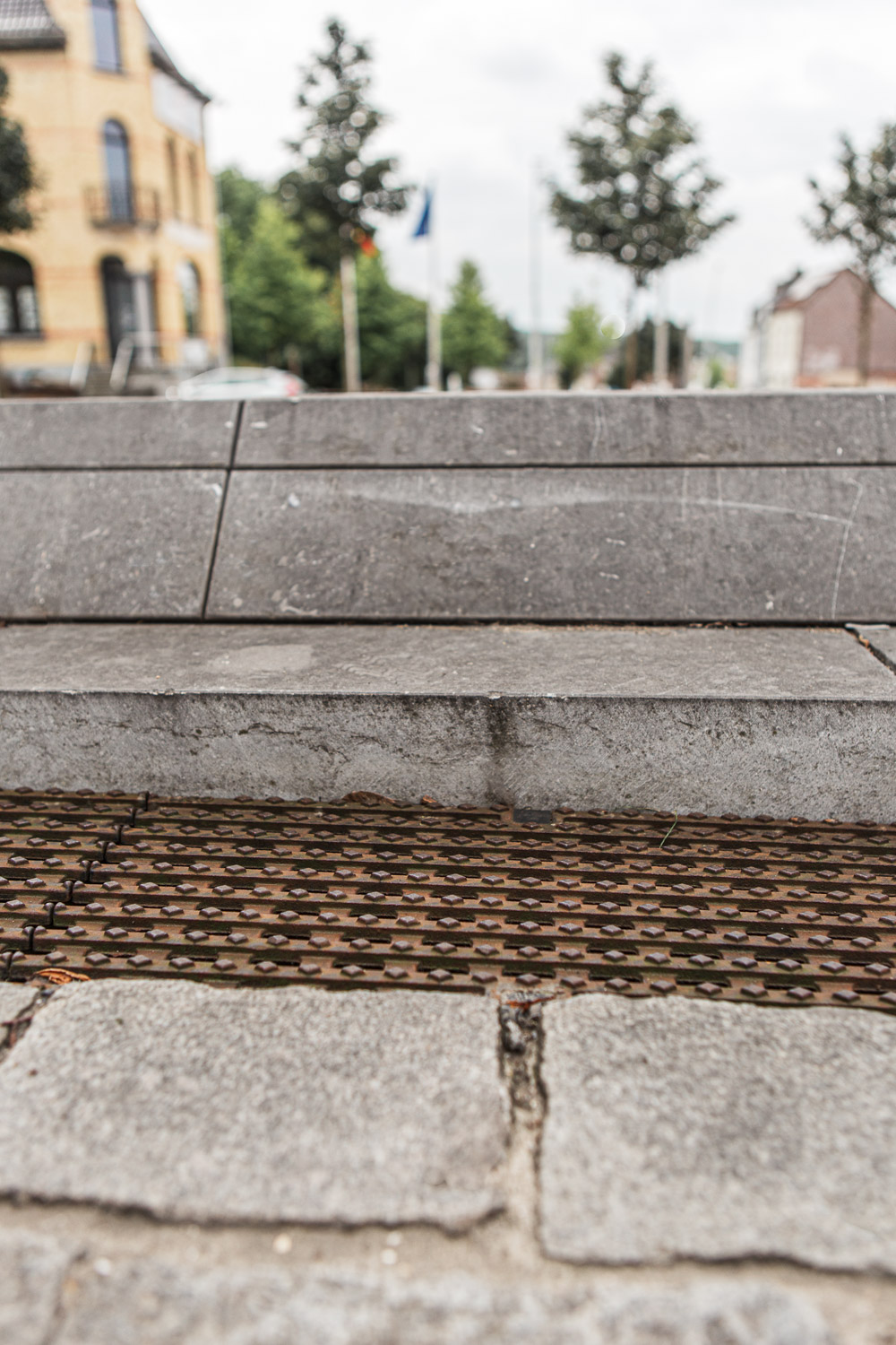 ACO nieuwe Multiline Seal in afvoergoten voor de historische Vesten van Geraardsbergen